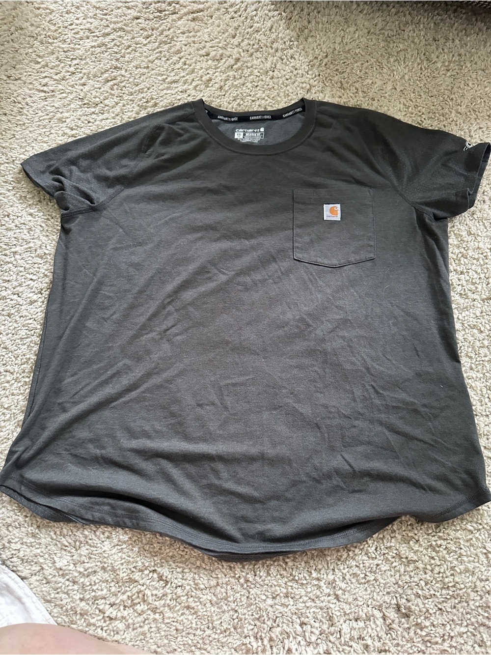 Carhartt Short Sleeve Pocket Tee in Charcoal Black